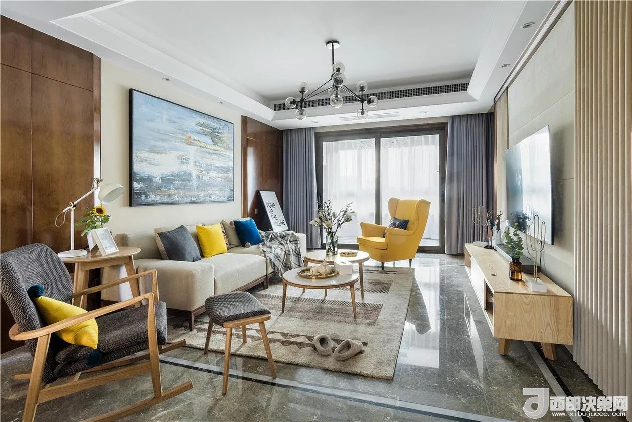 沙發(fā)背景墻選對裝飾畫，才能美了整個(gè)客廳空間！