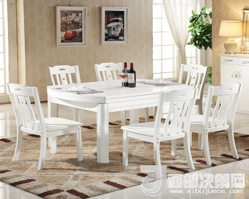 喜歡白色餐桌 但椅子該如何搭配？