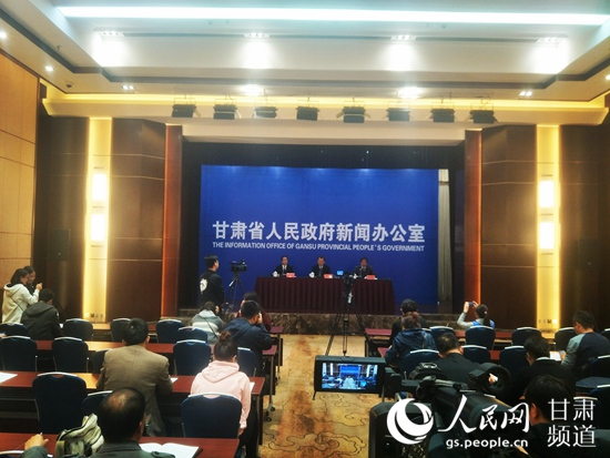 新聞發(fā)布會現(xiàn)場。（高翔 攝）