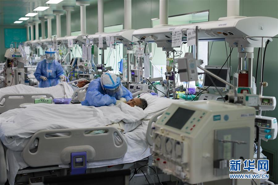 （新華全媒頭條·圖文互動(dòng)）（1）上下同心，守望相助——中國(guó)抗疫眾志成城的生動(dòng)實(shí)踐