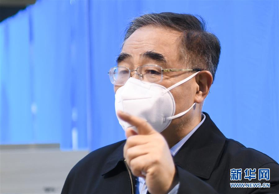 （聚焦疫情防控·圖文互動）（7）分秒必爭！一切為了治病救人——中國抗疫生命至上的生動實踐