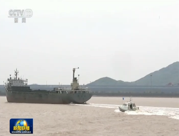 中國(guó)抗疫斗爭(zhēng)的生動(dòng)實(shí)踐:讓黨旗在抗疫斗爭(zhēng)一線高高飄揚(yáng)