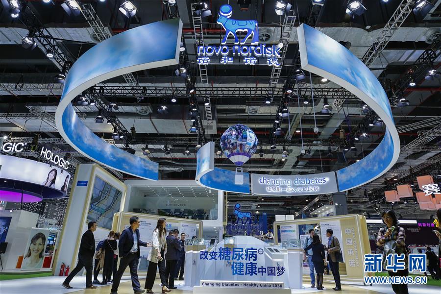 （新華全媒頭條·圖文互動）（11）海納百川共揚(yáng)帆——黨的十九大以來以習(xí)近平同志為核心的黨中央引領(lǐng)中國高水平對外開放紀(jì)實