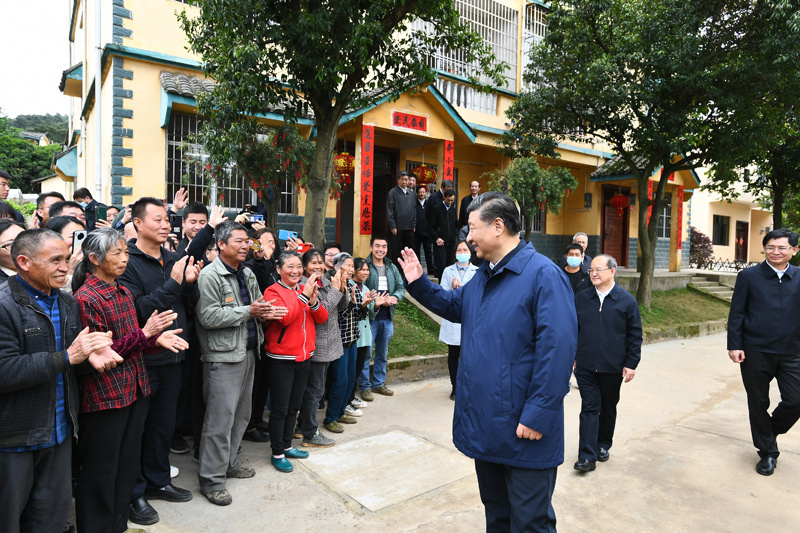 2021年4月25日，習近平總書記在廣西桂林市全州縣才灣鎮(zhèn)毛竹山村考察時，同鄉(xiāng)親們親切交流。新華社記者 謝環(huán)馳 攝.jpg?x-oss-process=style/w10